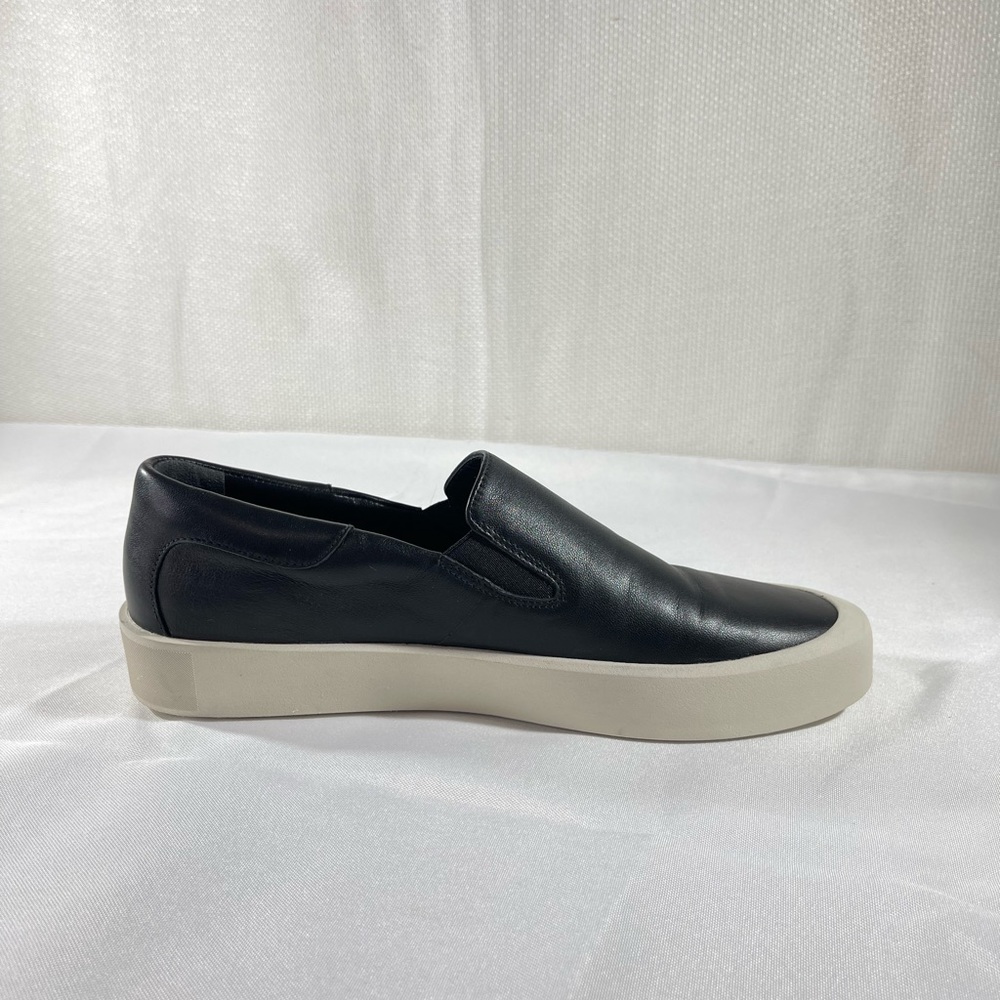 Vince Womens Ginelle Leather Slip on Sneaker. Color Black. Size 9 NWOB - Picture 2 of 9